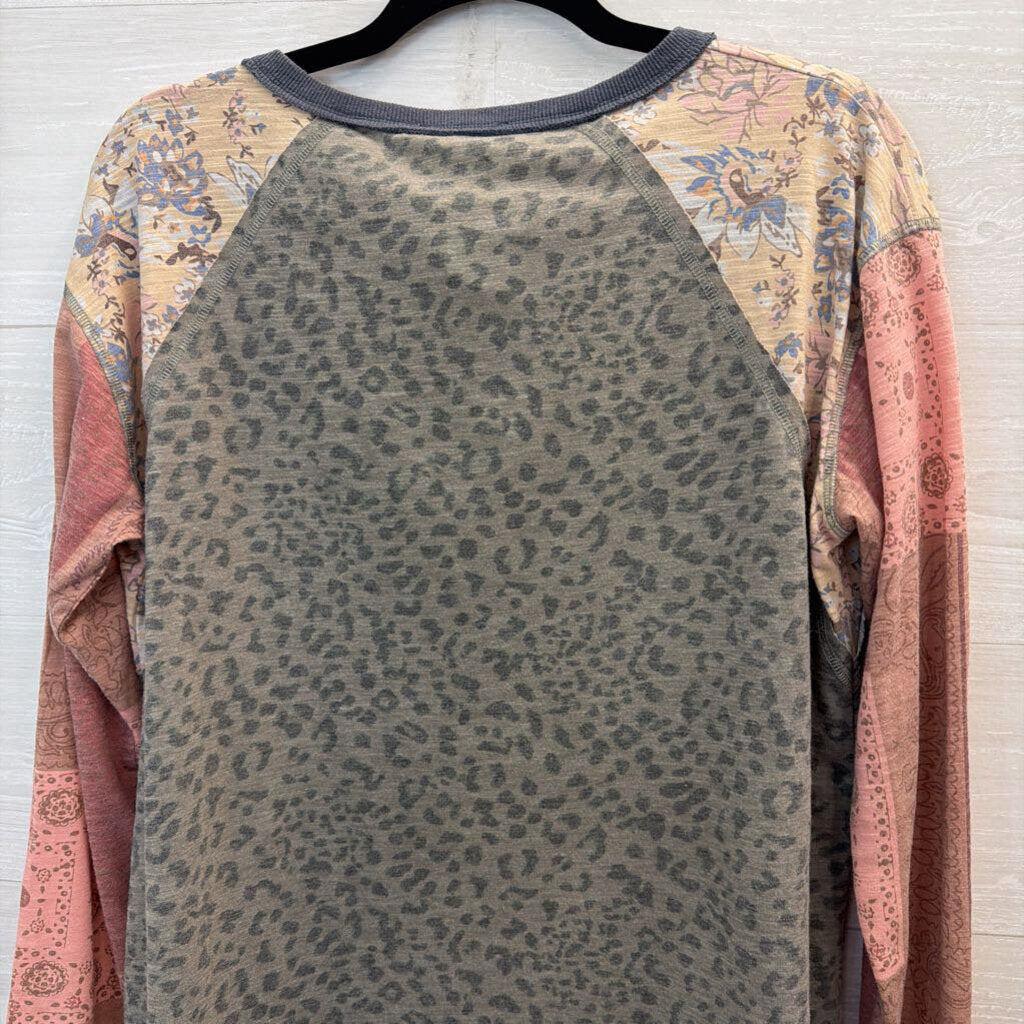 Easel Grey/ Brown Print Long Sleeve Top Large