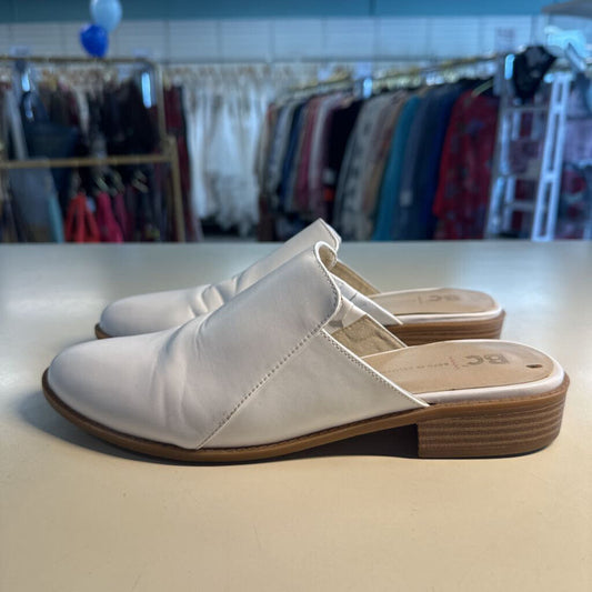 BC White Leather Austin Mules 8