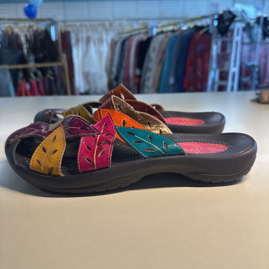 Elite by Corkys Black/ Multi Leaf Pattern Slip On Mule Flats 10