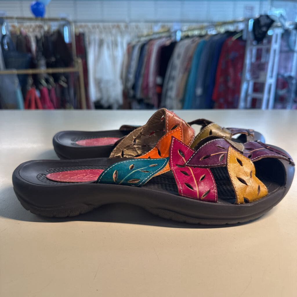 Elite by Corkys Black/ Multi Leaf Pattern Slip On Mule Flats 10