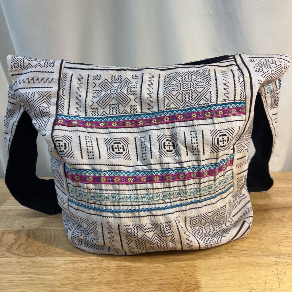 White/ Multi Boho Print Shoulder Purse