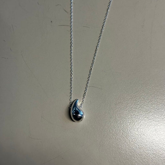 Sterling Silver Teardrop Pendant Necklace