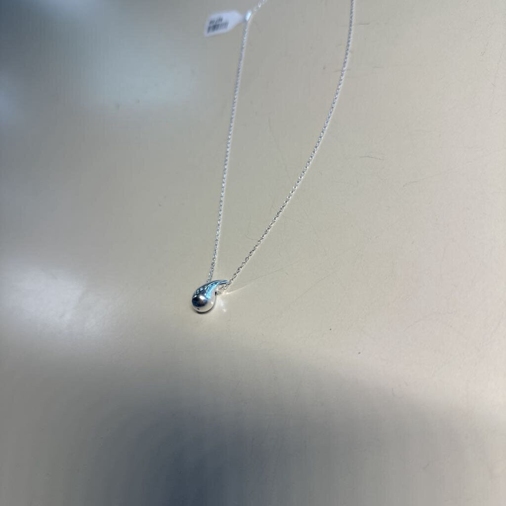 Sterling Silver Teardrop Pendant Necklace