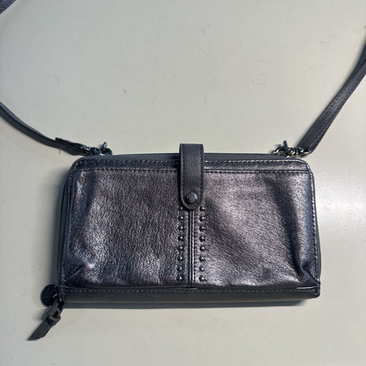 The Sak Iris Large Smartphone Crossbody Wallet