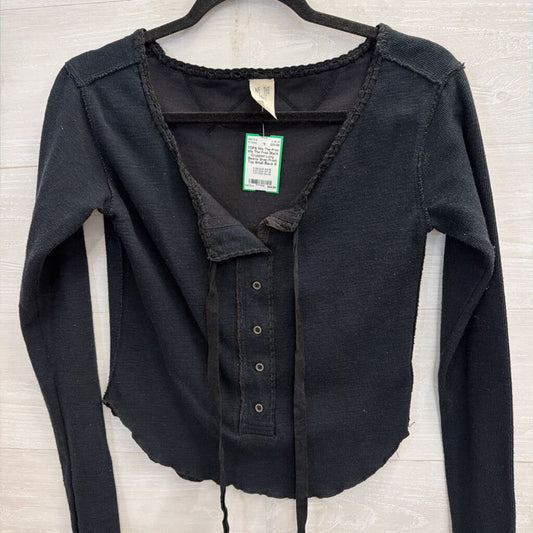 We The Free Black Cropped Long Sleeve Snap Front Top Small