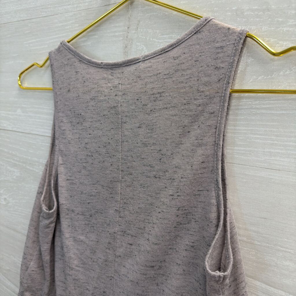 Chloe K Grey/ White Trim Cropped Tank Top Extra Small