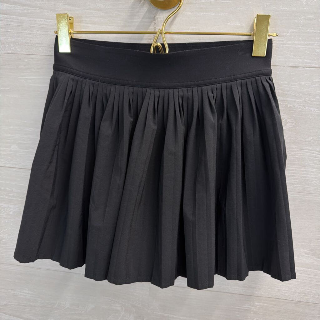 Lululemon Black Pleated Skirt 2