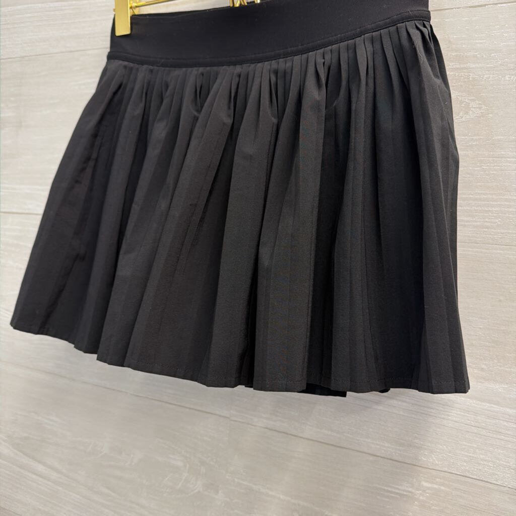 Lululemon Black Pleated Skirt 2