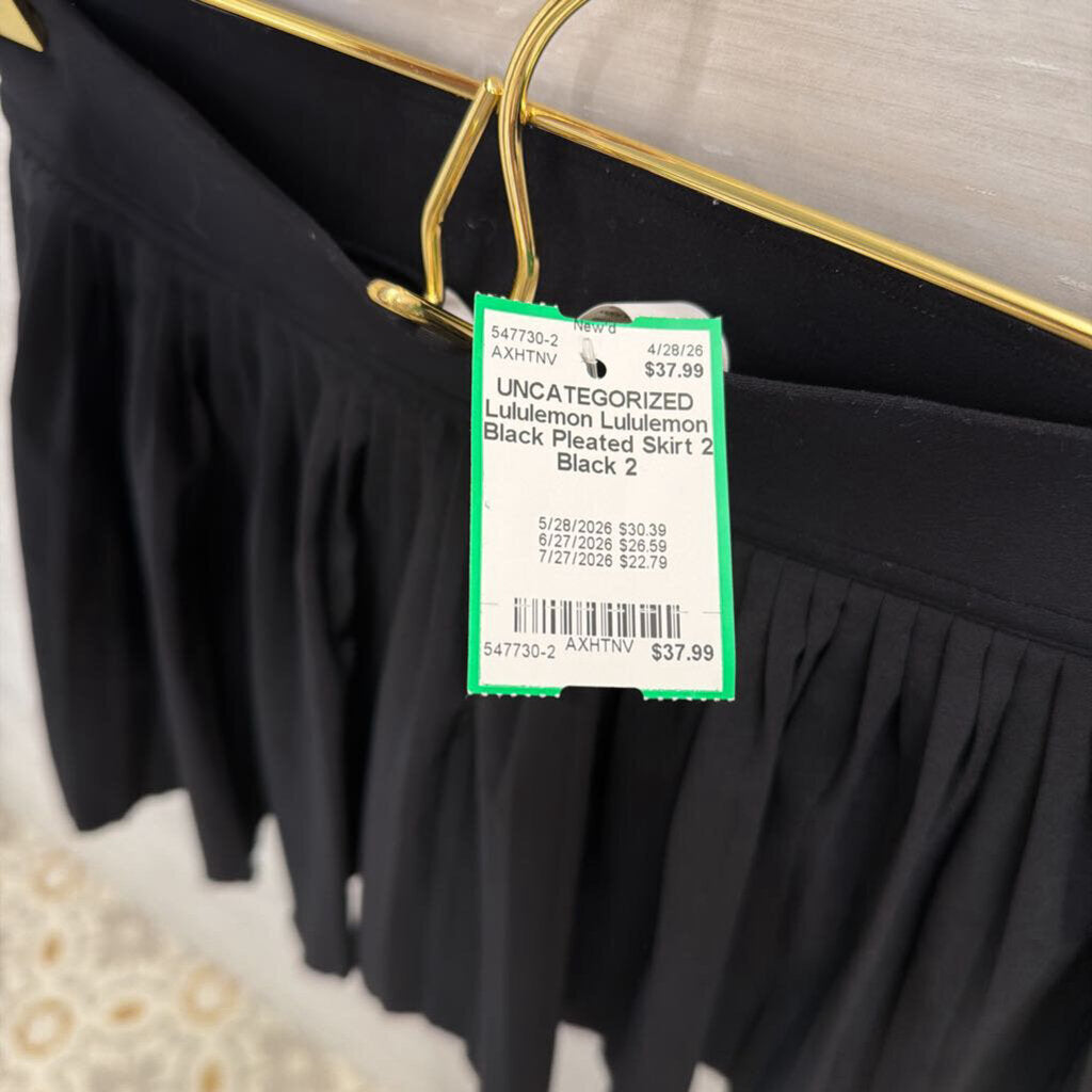 Lululemon Black Pleated Skirt 2