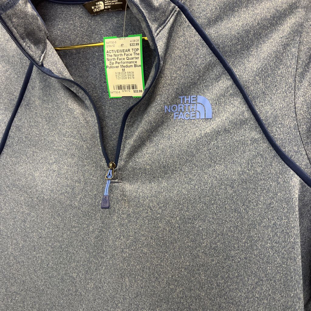 The North Face Quarter Zip Performance Pullover Medium