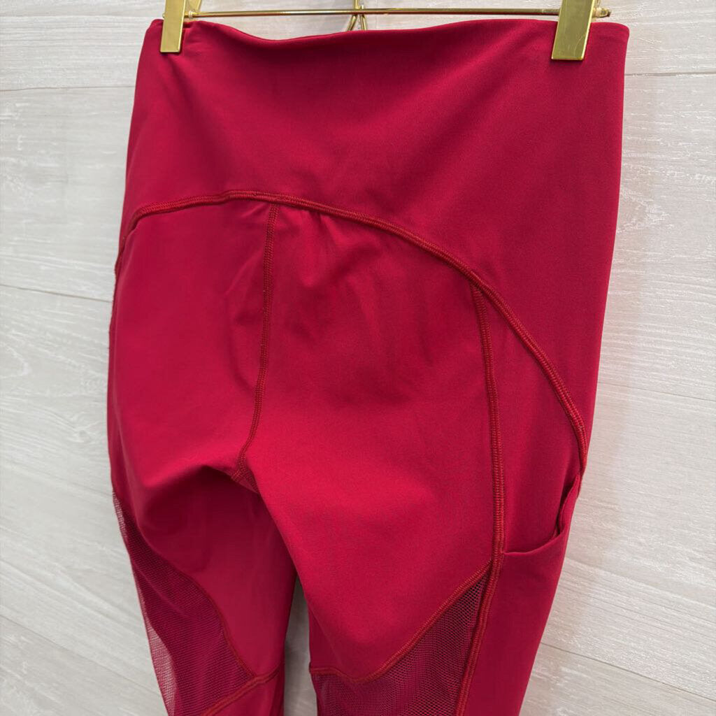 Lululemon Berry Cropped Athletic Leggings