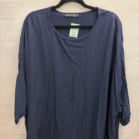 Cut Loose Navy Textured Print Short Sleeve Top One Size