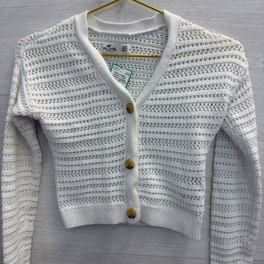 Hollister White Knitted Cropped Sweater XXS