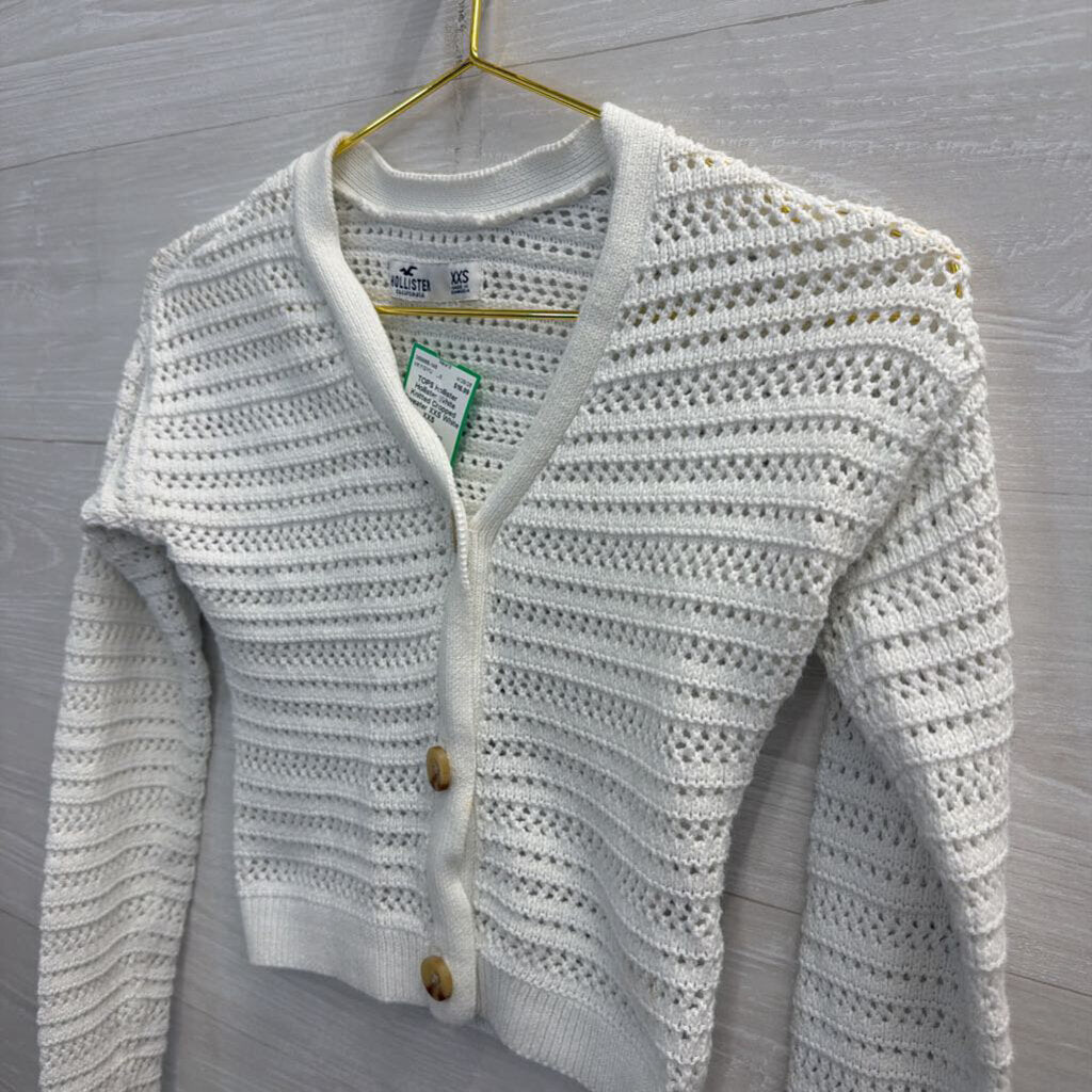 Hollister White Knitted Cropped Sweater XXS