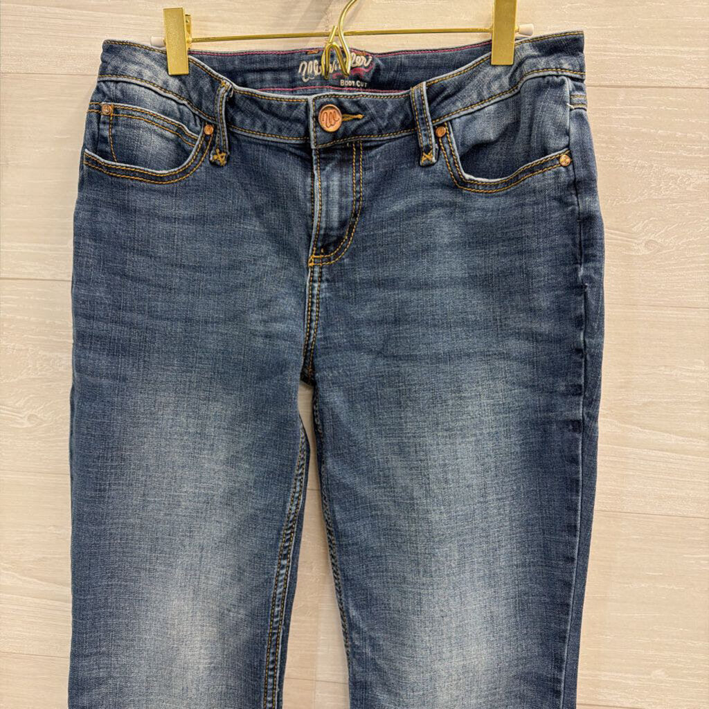 Wrangler Boot Cut Medium Wash 7/8x34