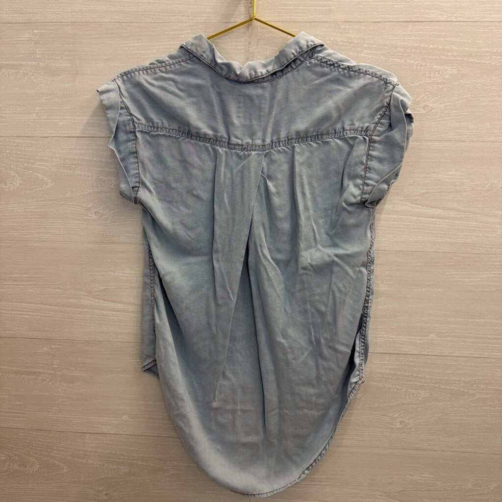 Jachs Girlfriend Blue Chambray Top Small