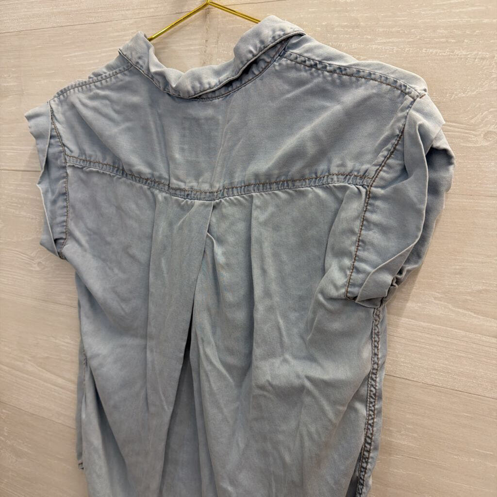 Jachs Girlfriend Blue Chambray Top Small