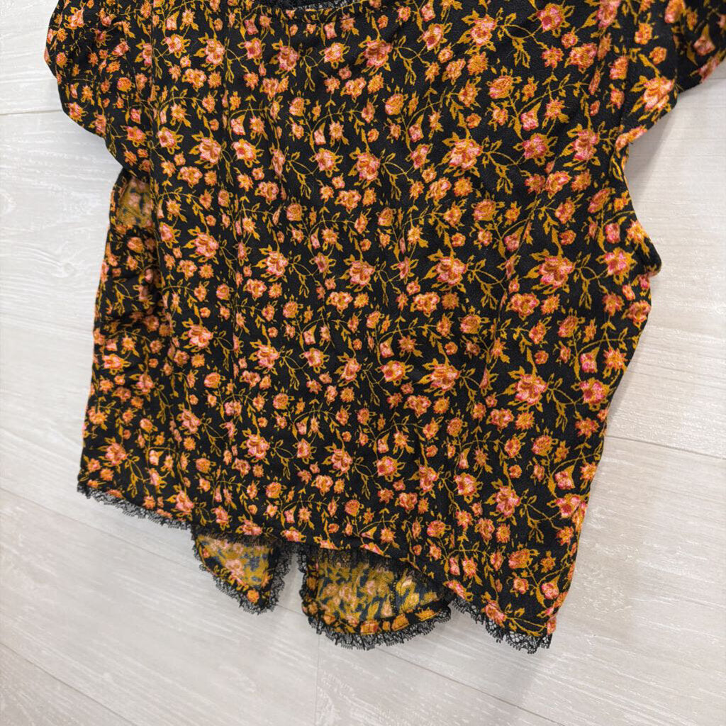FP One Black/ Red Print Cropped Short Sleeve Top Small
