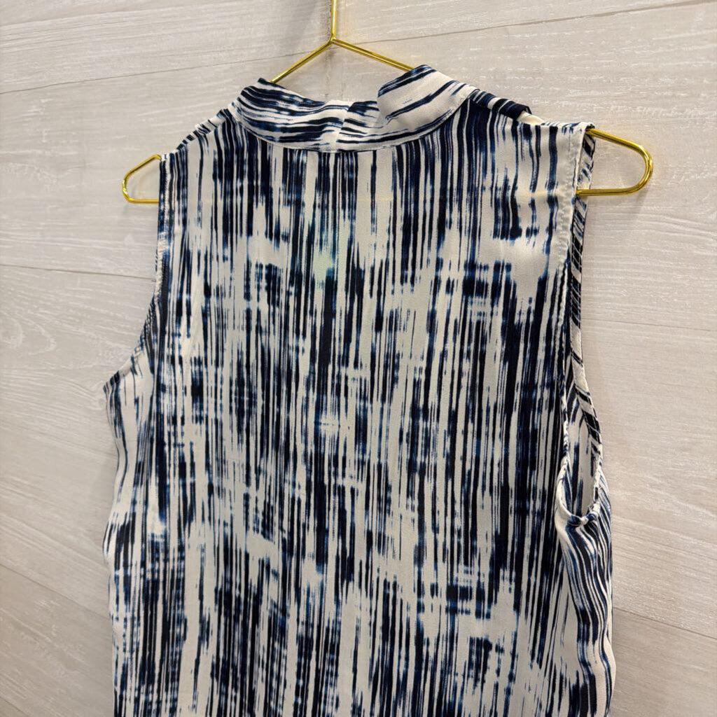 Rose & Olive Blue/White Sleeveless Blouse Large