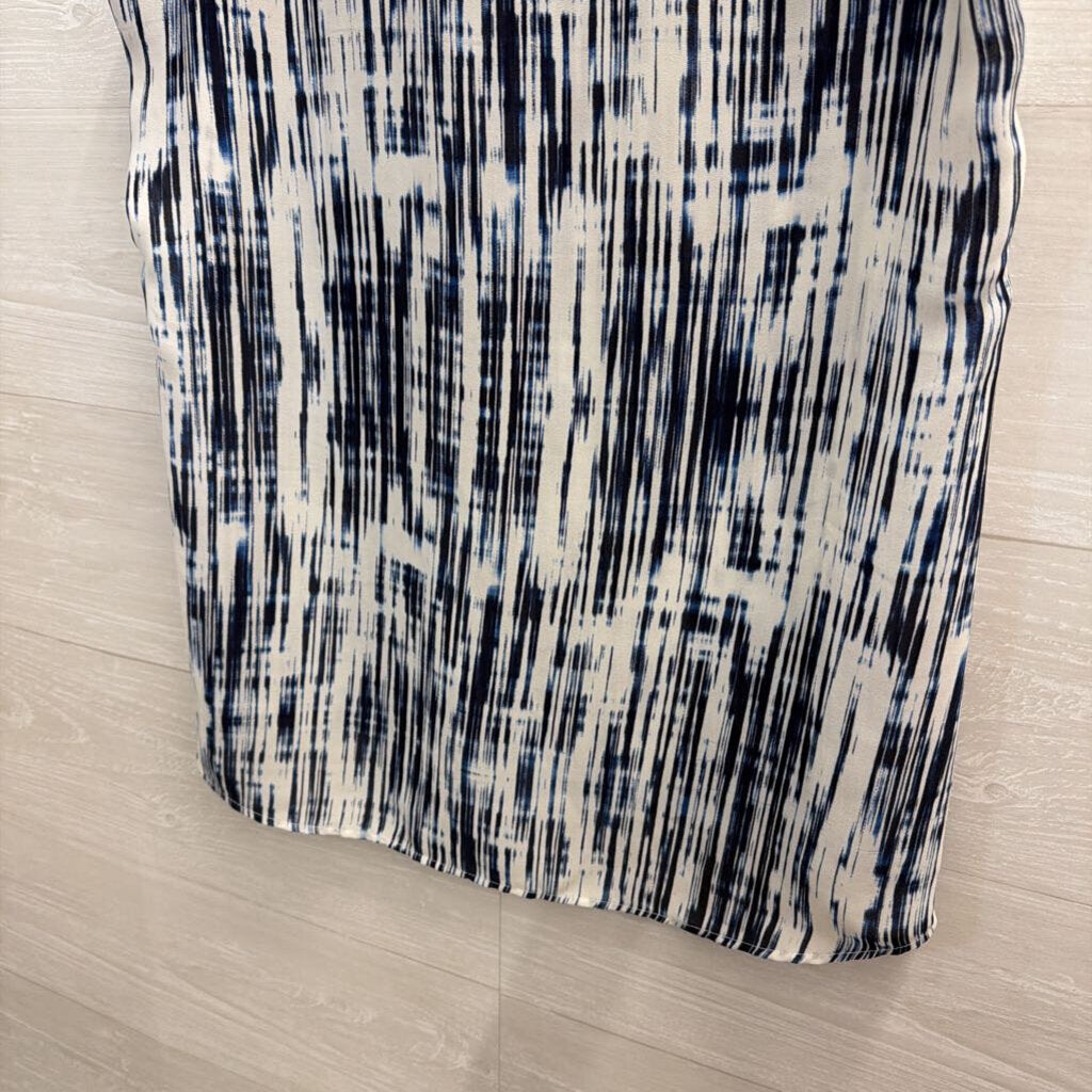 Rose & Olive Blue/White Sleeveless Blouse Large