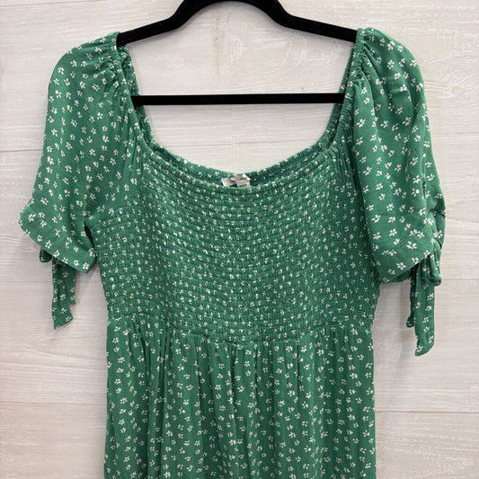 American Eagle Green/ White Print Smocked Top Short Sleeve Dress Medium