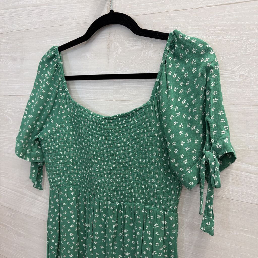 American Eagle Green/ White Print Smocked Top Short Sleeve Dress Medium