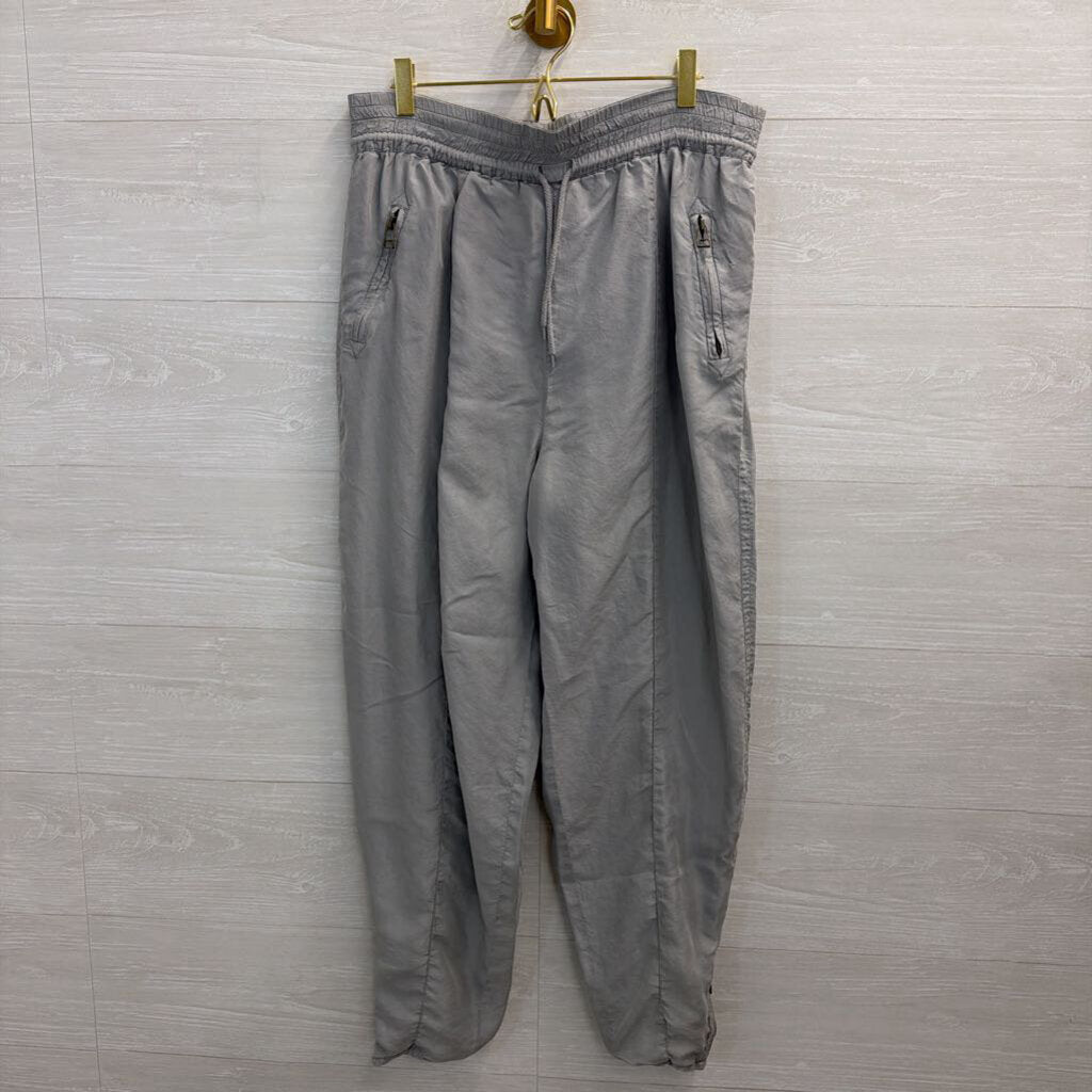 Kriss Kross Grey 100% Silk Jogger Medium