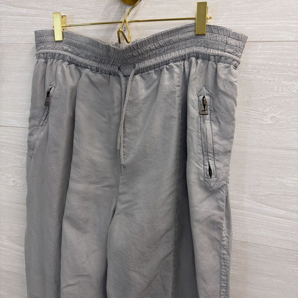 Kriss Kross Grey 100% Silk Jogger Medium