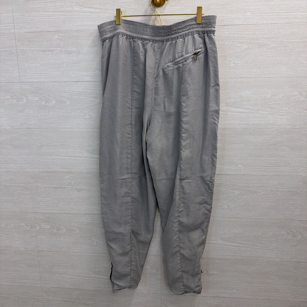 Kriss Kross Grey 100% Silk Jogger Medium