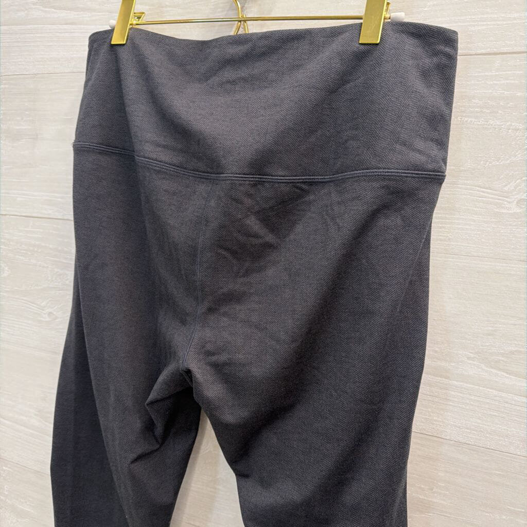 Oiselle Grey Leggings 12