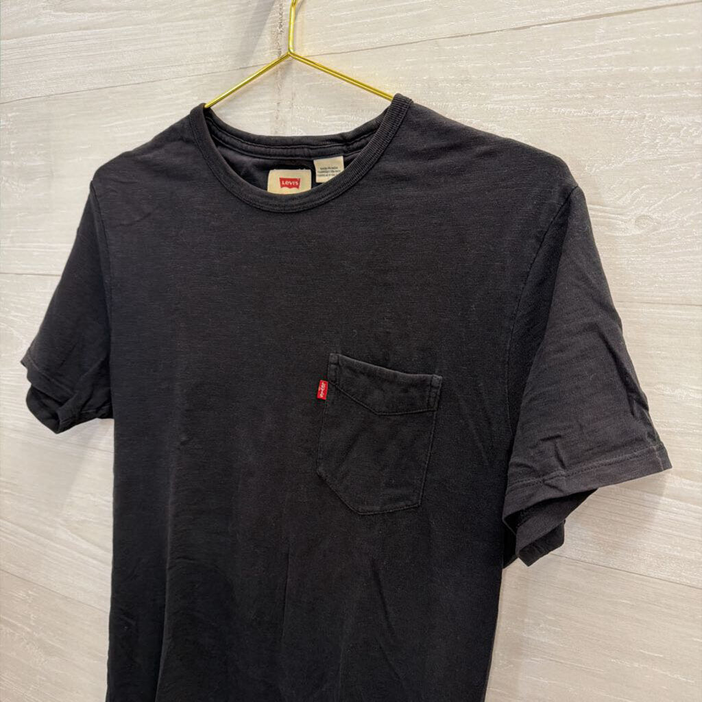 Levi's Black Pocket Shortsleeve Tshirt Small