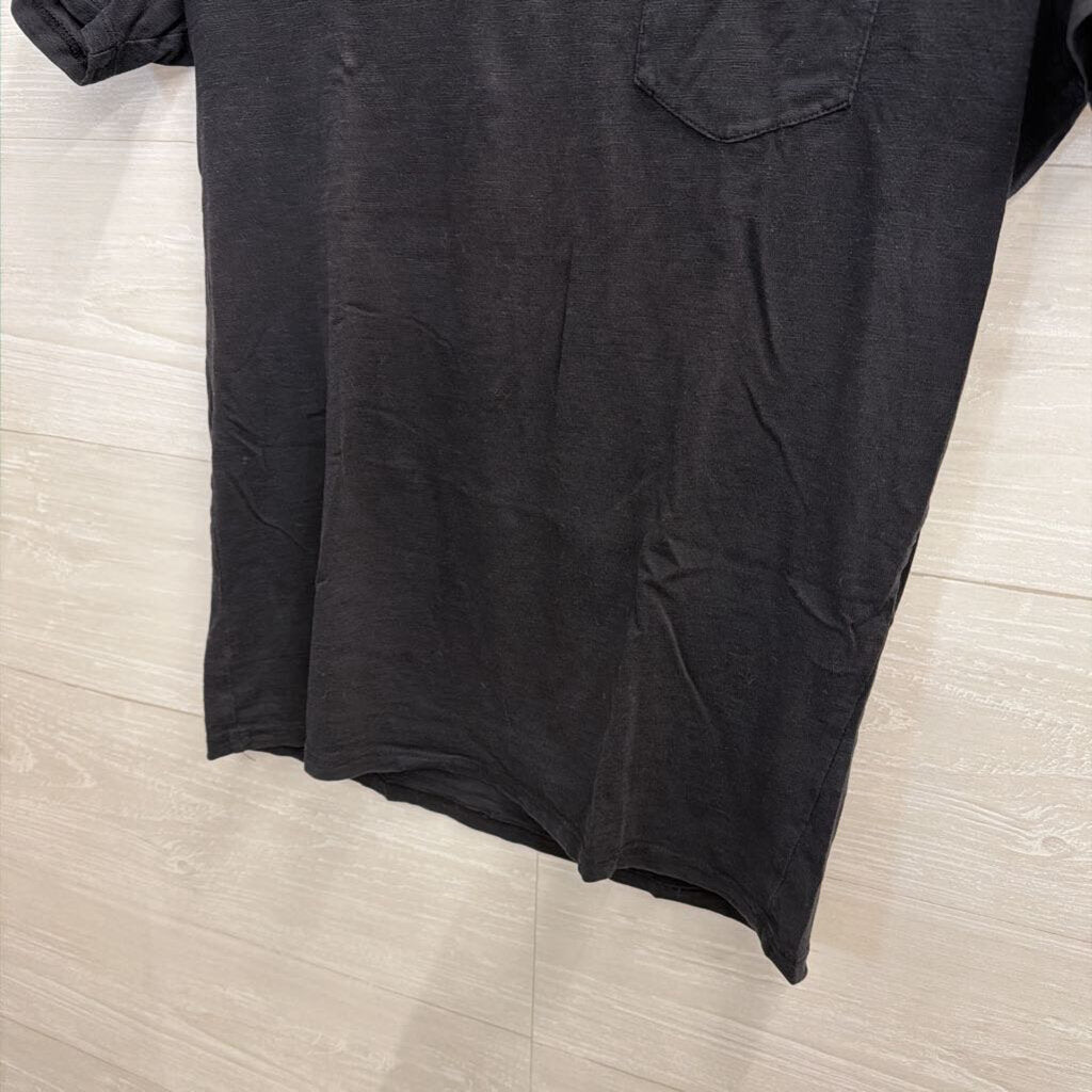 Levi's Black Pocket Shortsleeve Tshirt Small