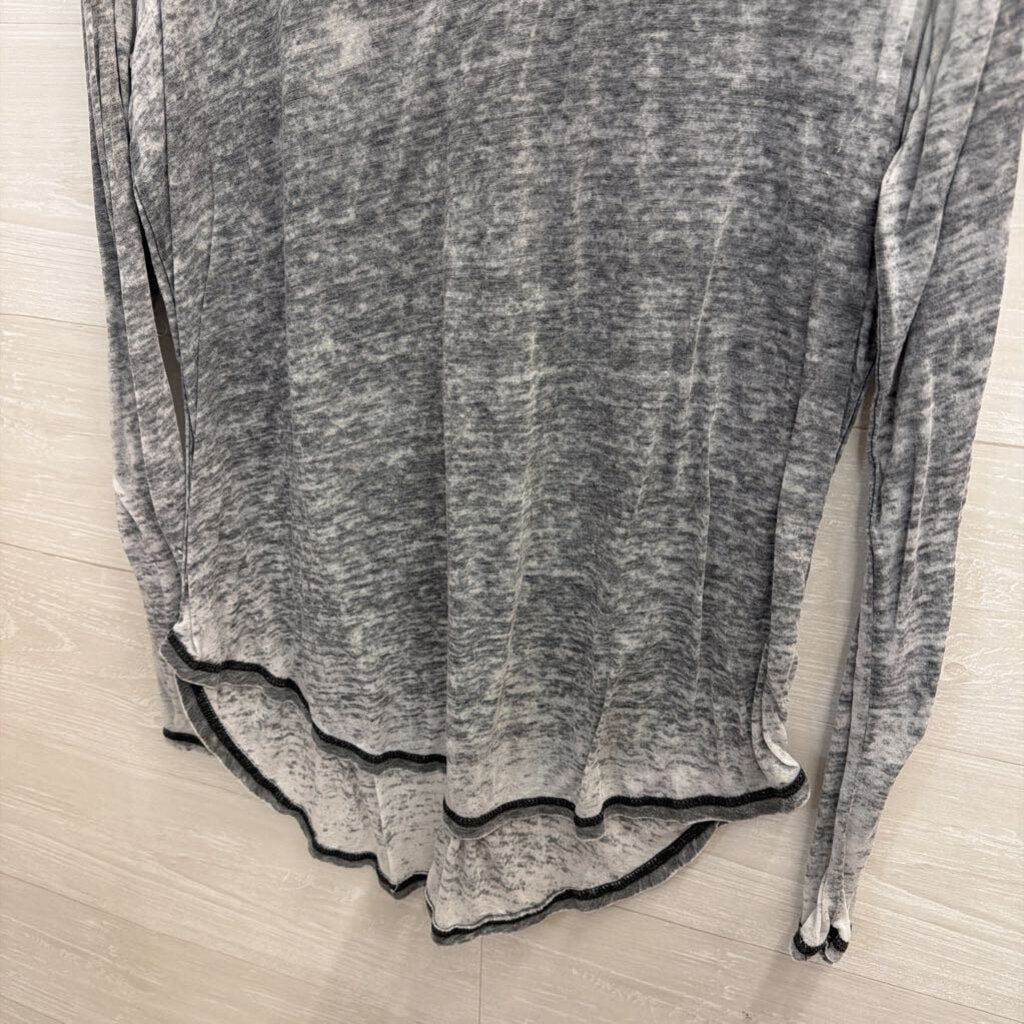 Seven7 Grey Burnout Rhinestone Leighweight Longsleeve top XL