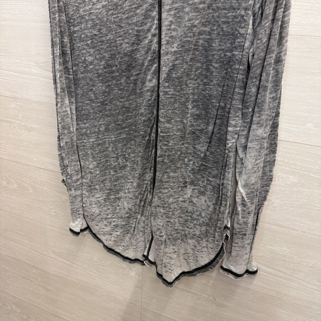 Seven7 Grey Burnout Rhinestone Leighweight Longsleeve top XL