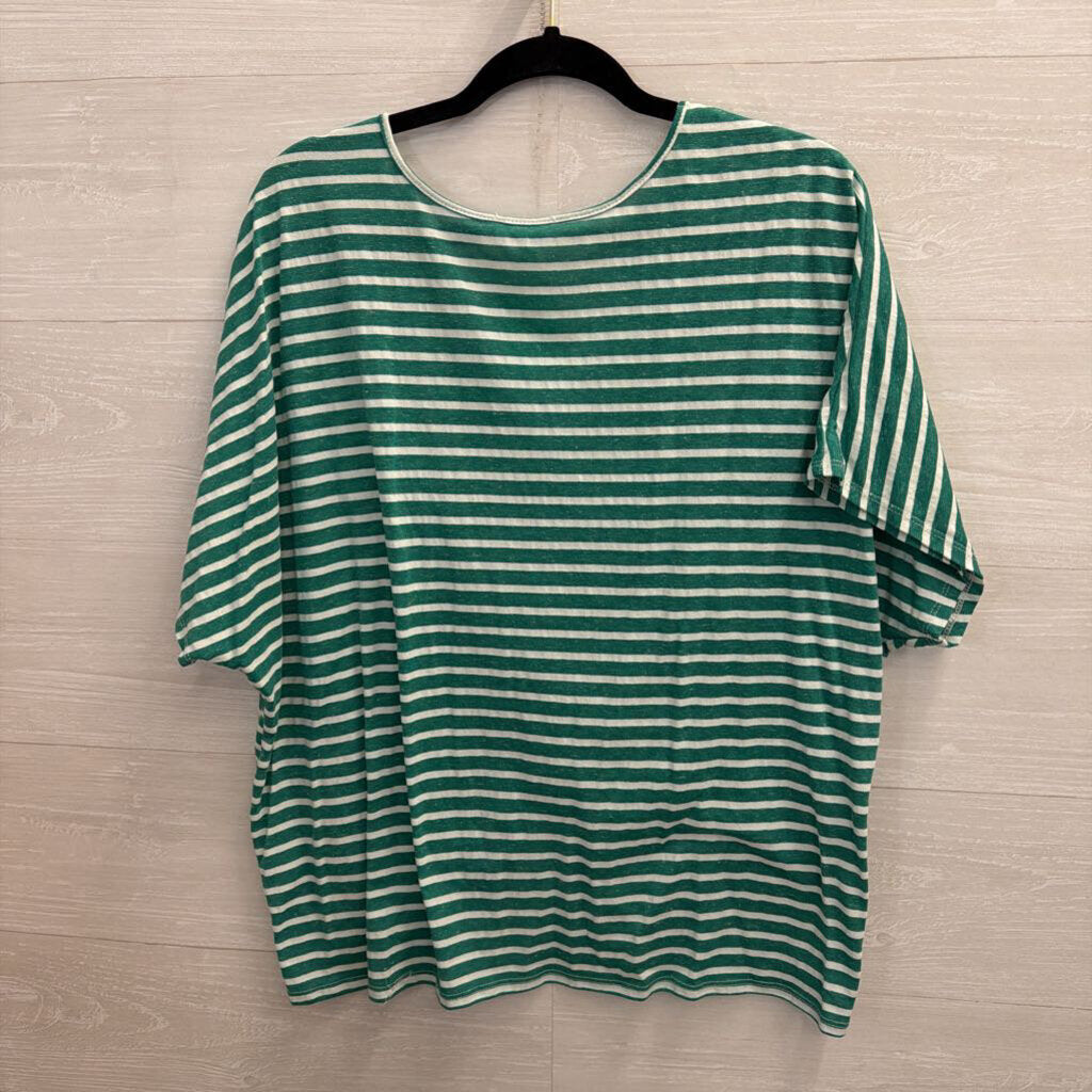 Umgee Green/ Cream Striped Short Sleeve Top Medium