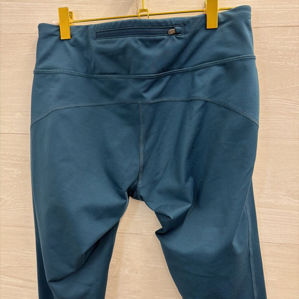 Nike Teal Cropped Leggings Medium