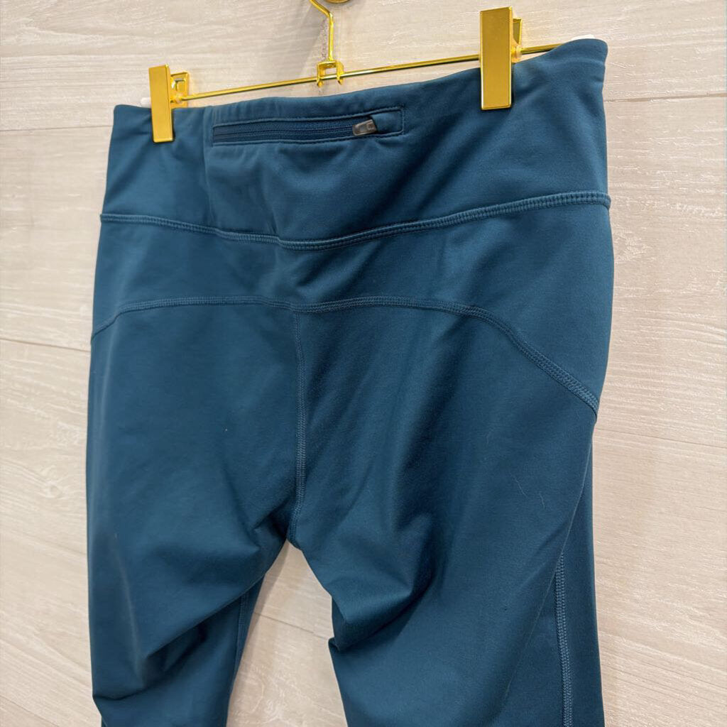 Nike Teal Cropped Leggings Medium