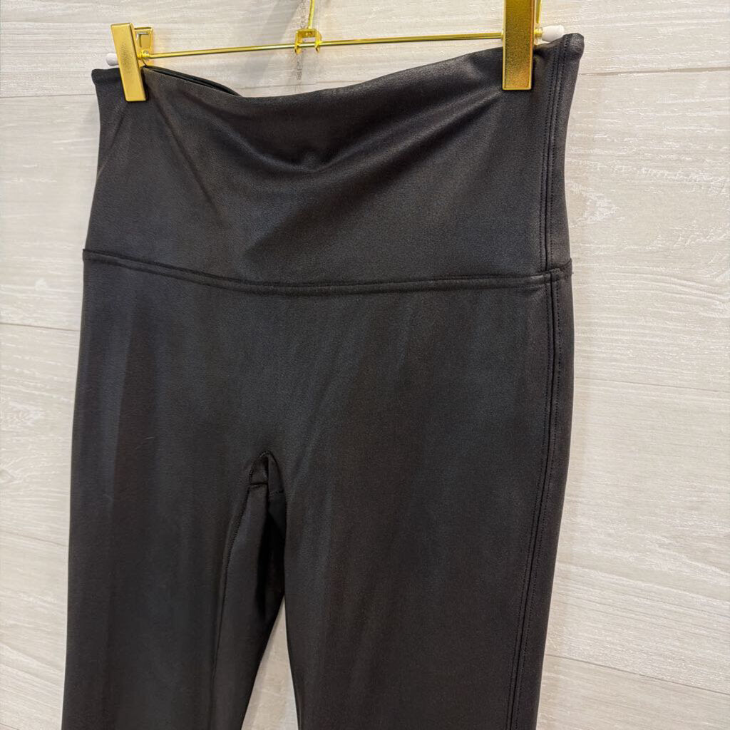 Spanx Faux Leather Leggings Large