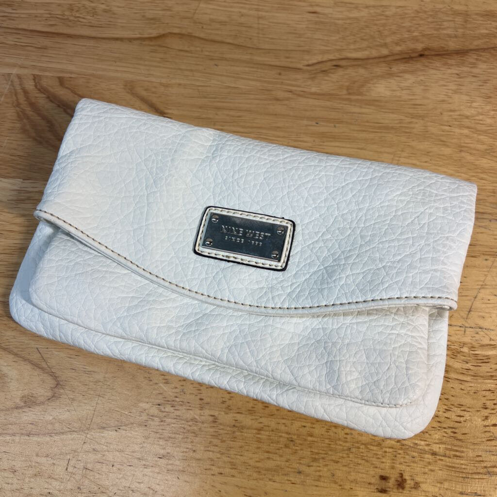 Nine West White Pebbled Leather Wristlet