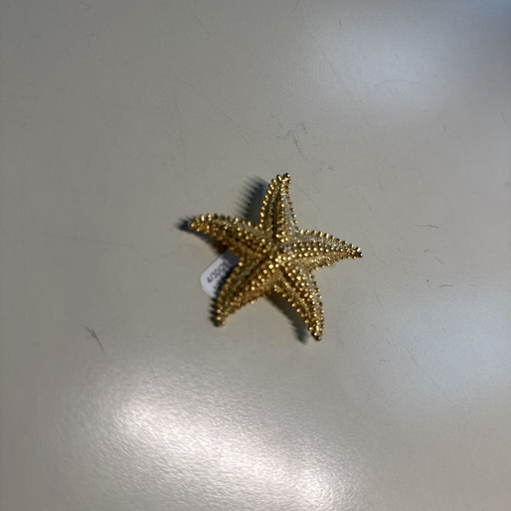 Vintage Gold Toned Starfish Pin
