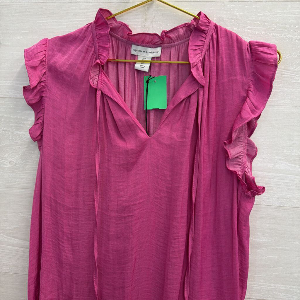Cupcakes and Cashmere Pink Ruffle Short Sleeve Large