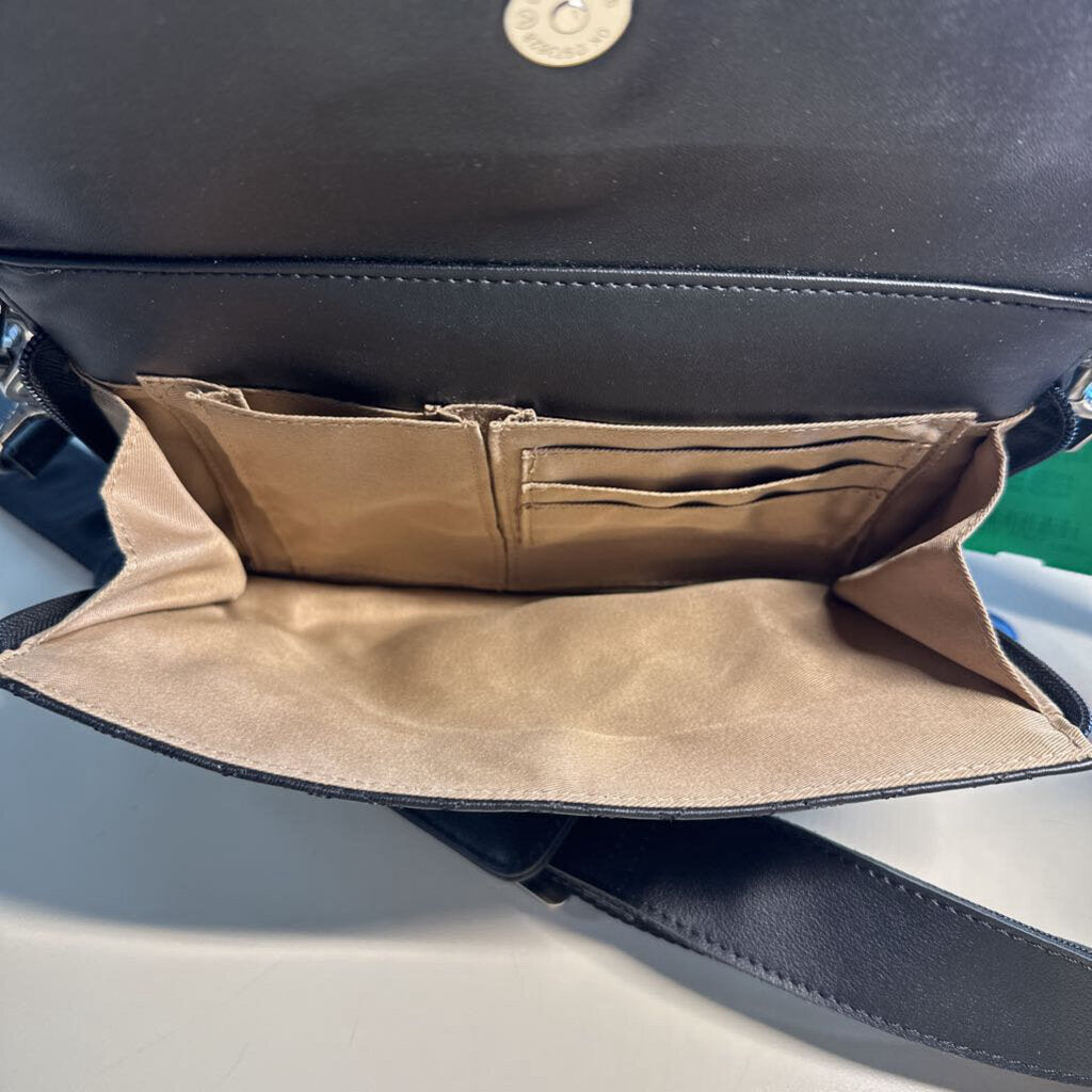 Black Crossbody Concealed Carry Bag