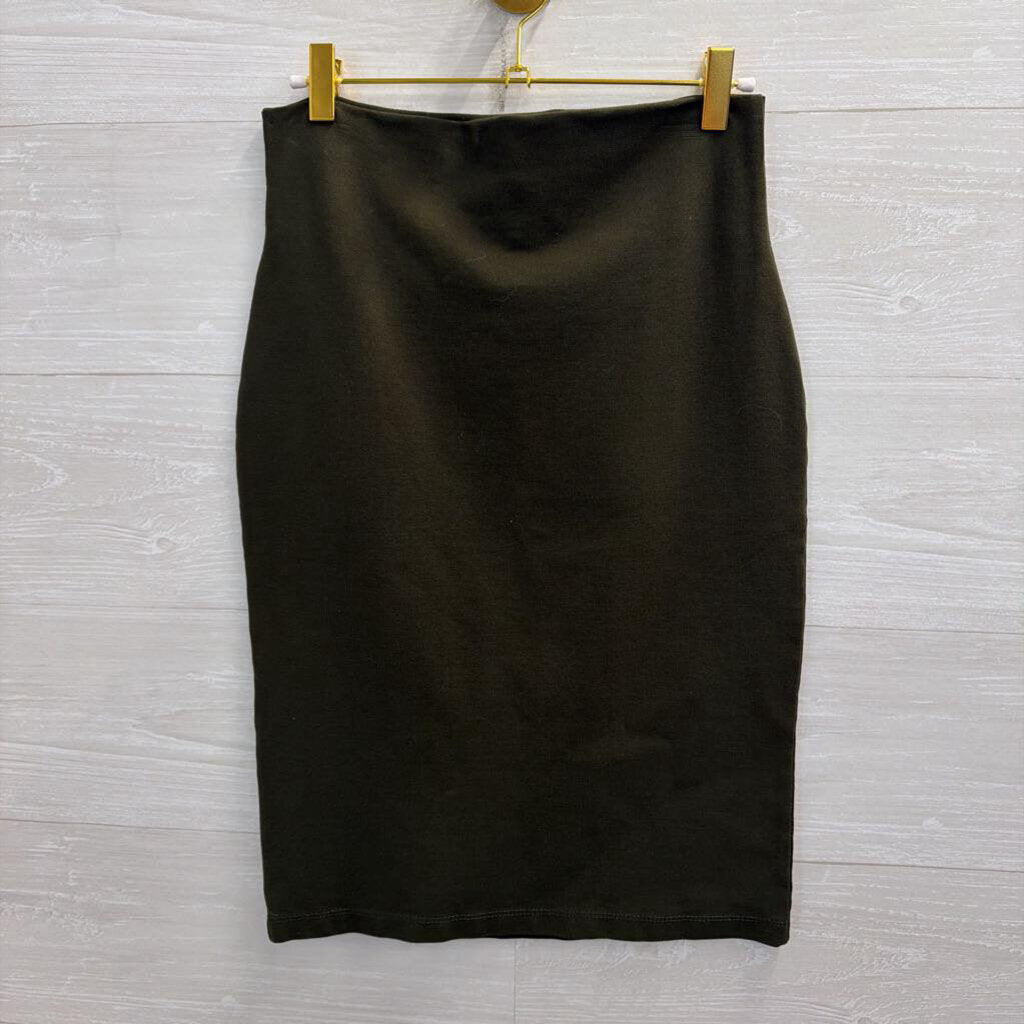 Green Fitted Midi Skirt Medium