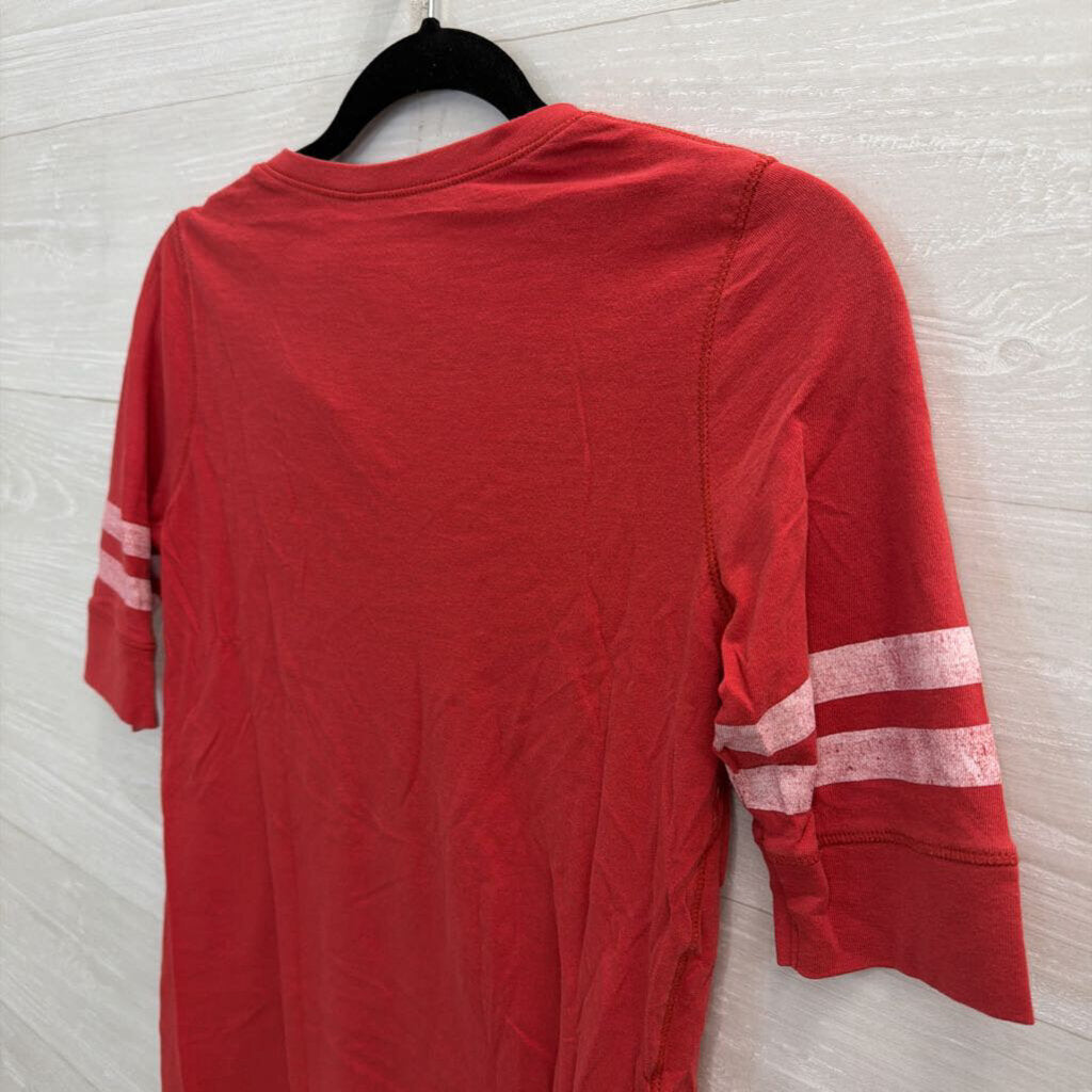 47 Red Nationals Short Sleeve V Neck Graphic Tee Medium