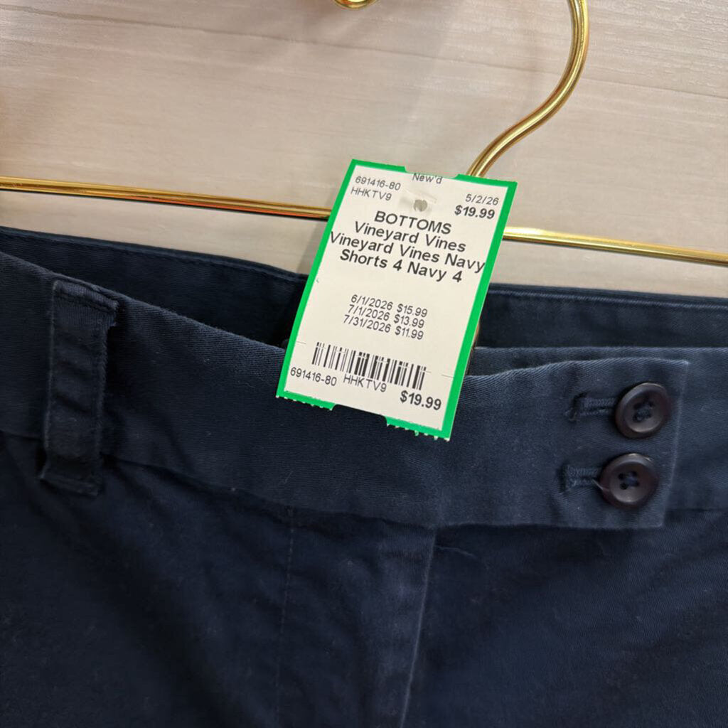 Vineyard Vines Navy Shorts 4