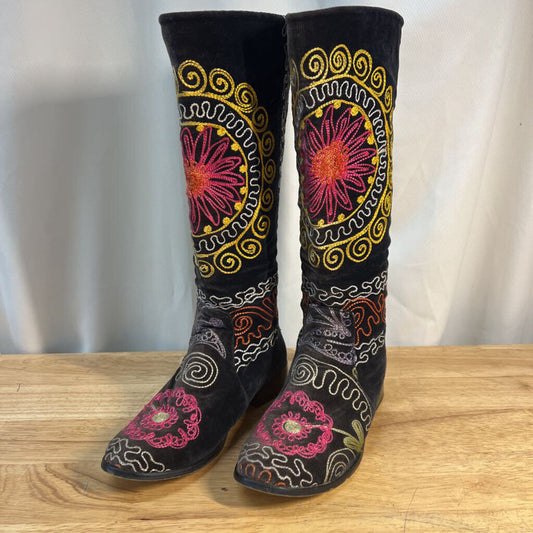 Home Art Gallery Black Velvet Multi Color Boho Embroidered Tall Boots 37