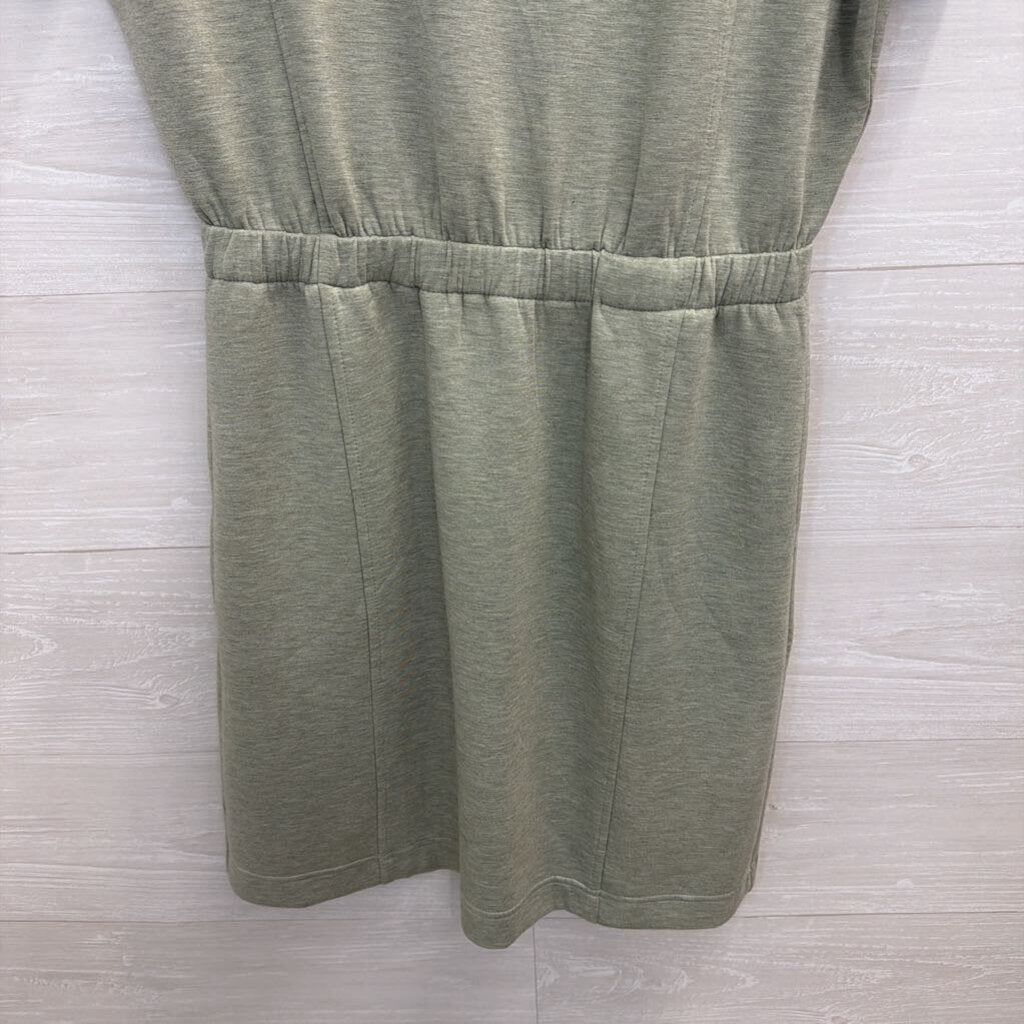 Lou and Grey Green Soft Short Sleeve Cinch Waist Dress Small