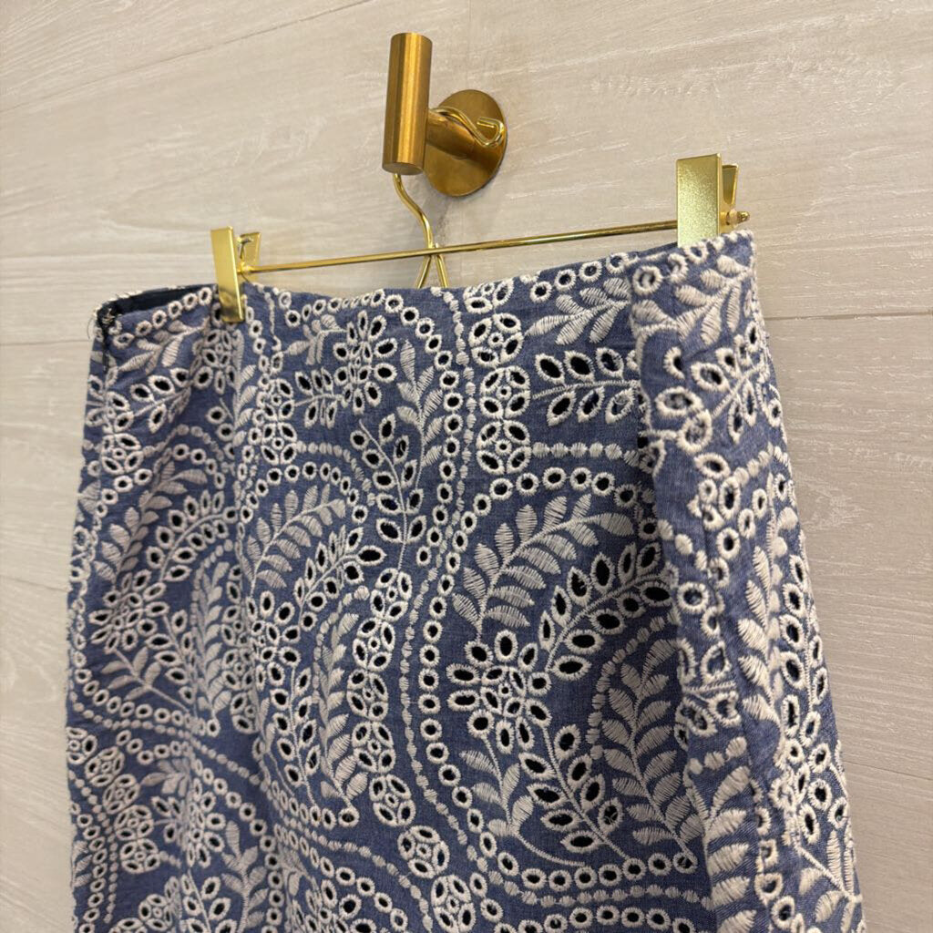 Loft Blue/ White Eyelet Skirt 14