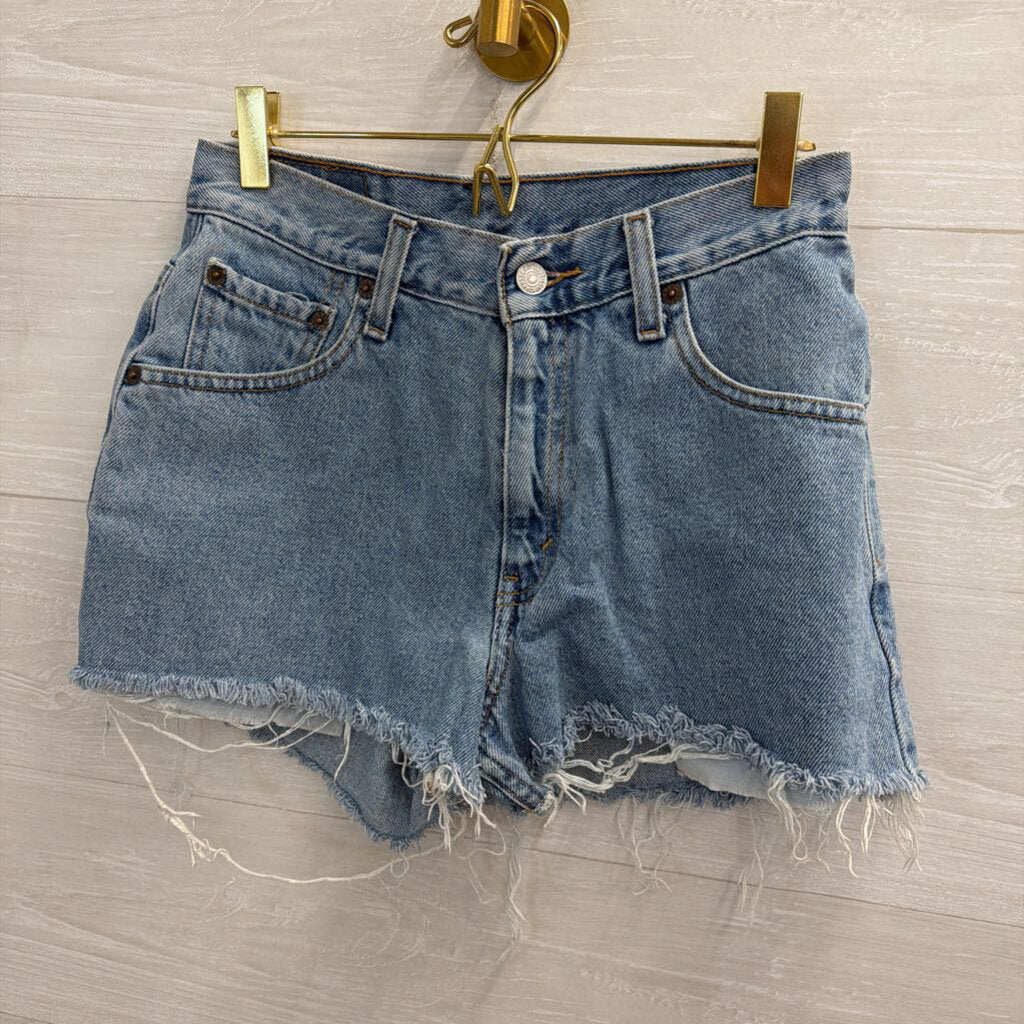 Levi Light Wash Cutoff Denim Shorts 5