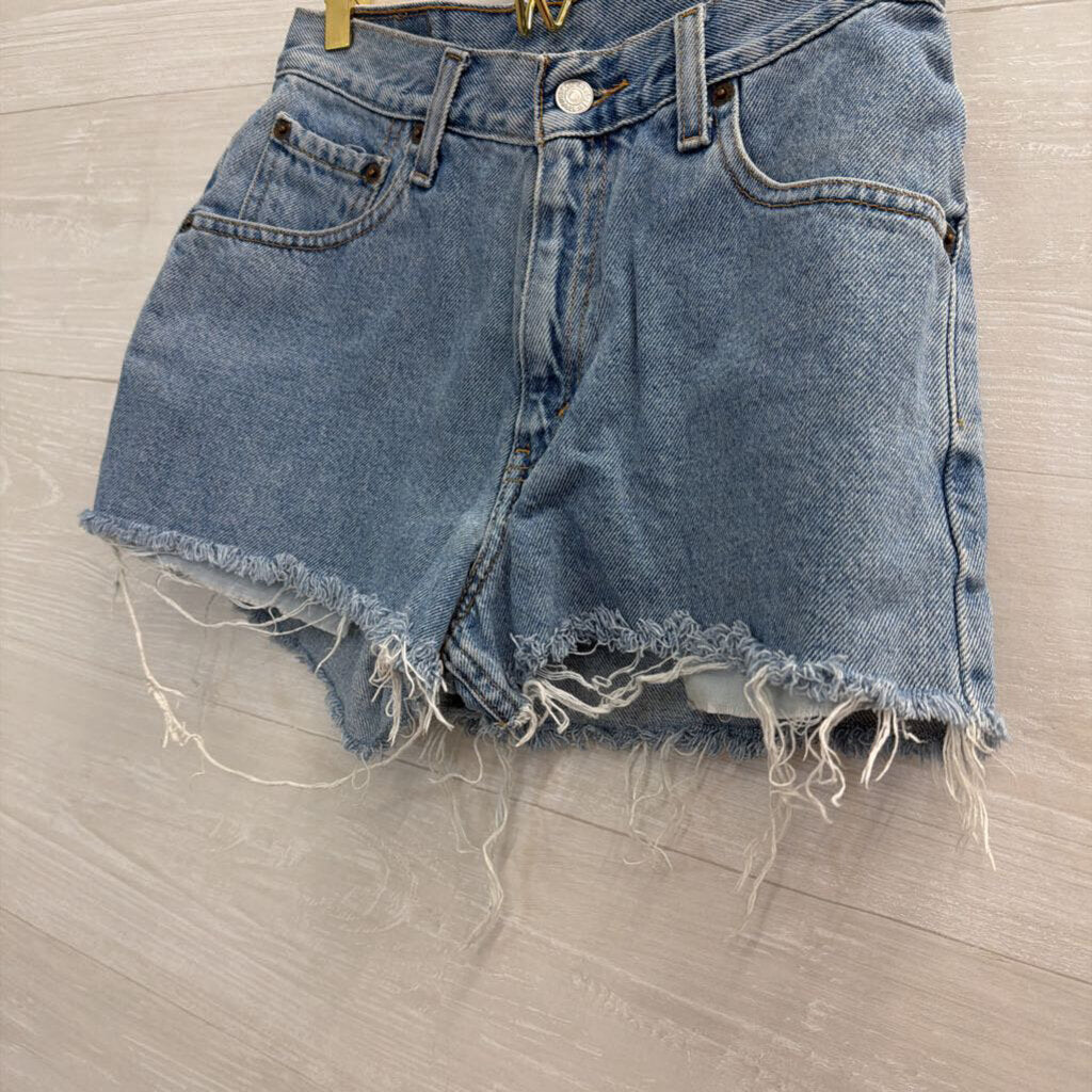 Levi Light Wash Cutoff Denim Shorts 5